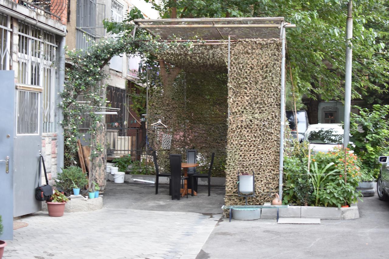 3 Room Flat In Tbilisi Bagian luar foto
