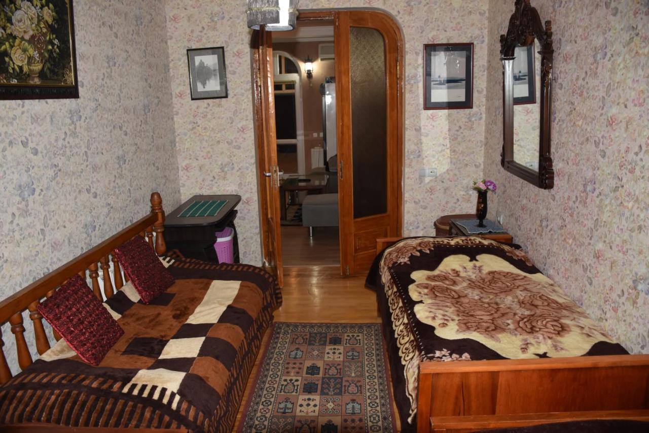 3 Room Flat In Tbilisi Bagian luar foto