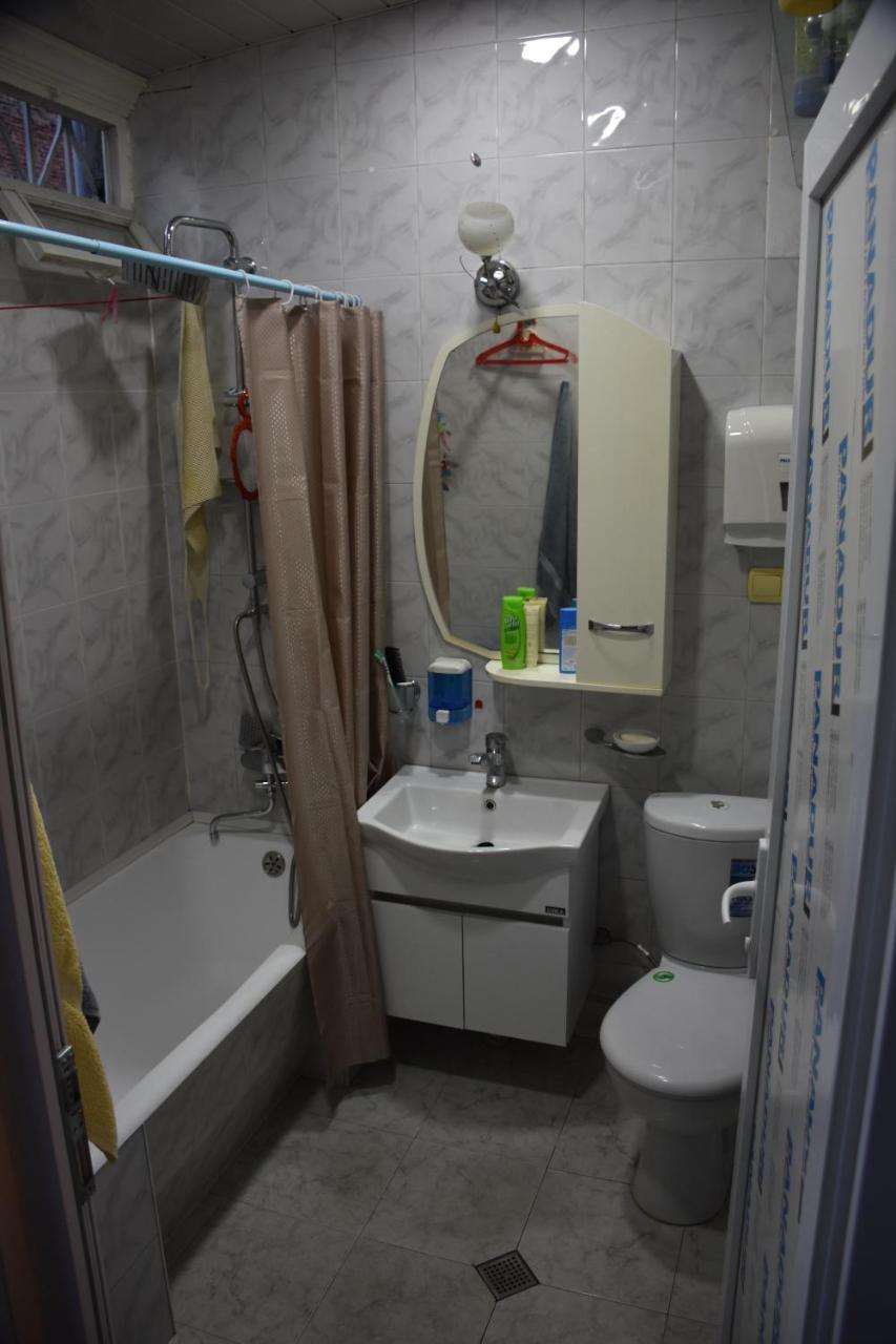3 Room Flat In Tbilisi Bagian luar foto